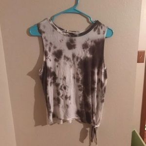 Woman’s Large Tie Dye Tank Top